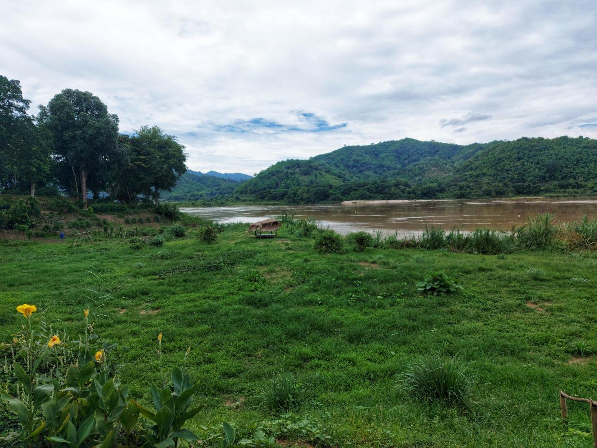 Mekong Villas Pak Chom Екстериор снимка